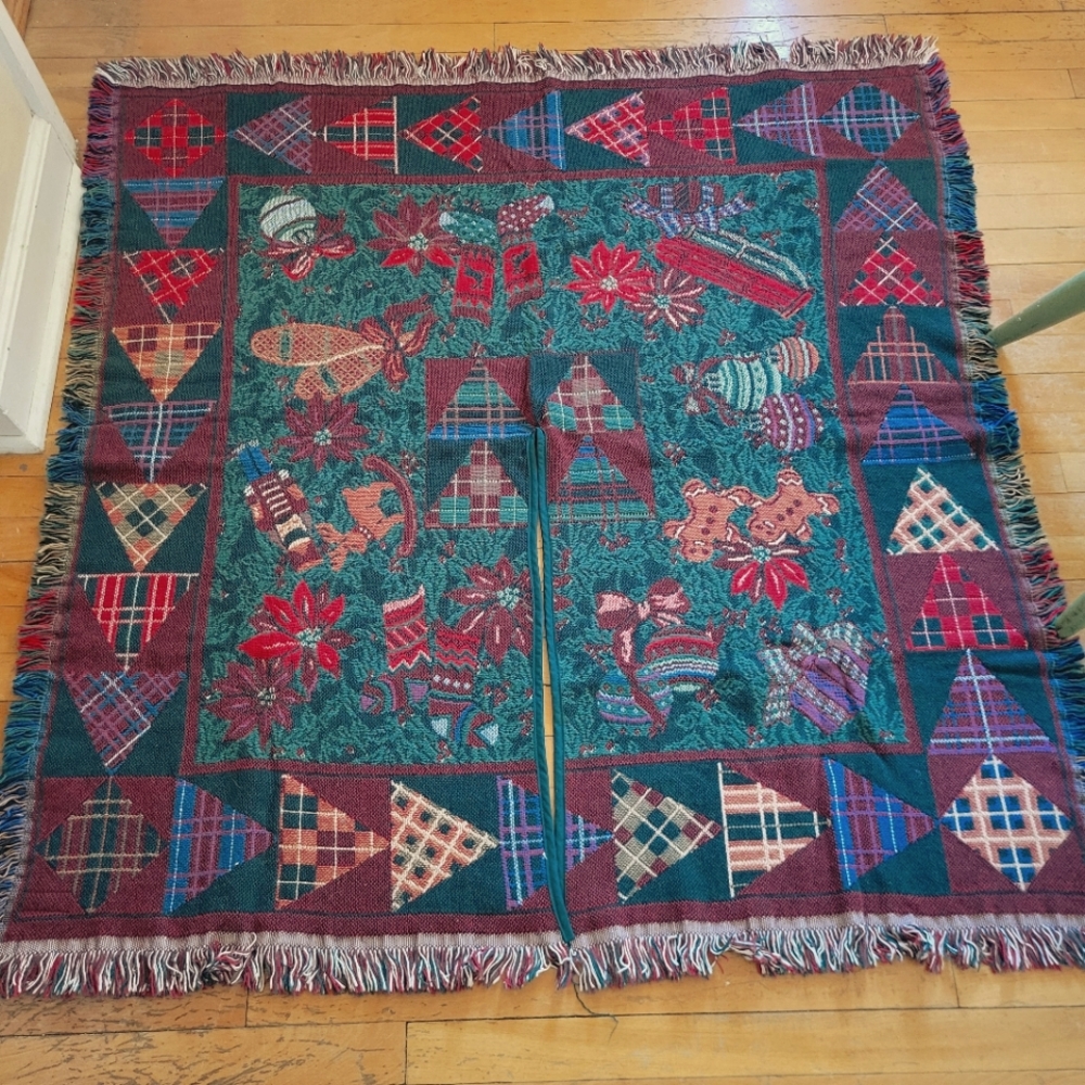 L.L.Bean Tree Skirt